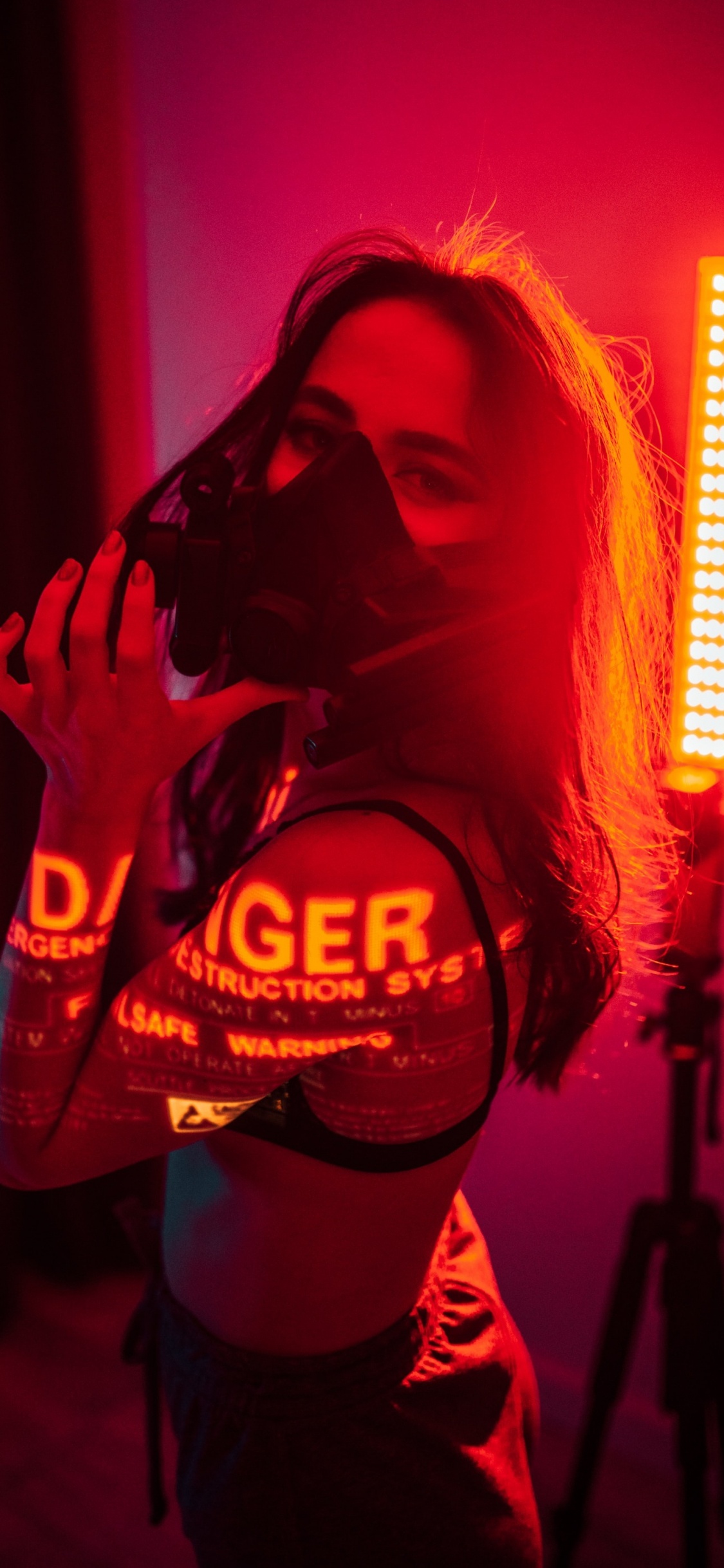 发光二极管, 光, 麦克风, 音乐家, 橙色 壁纸 1125x2436 允许