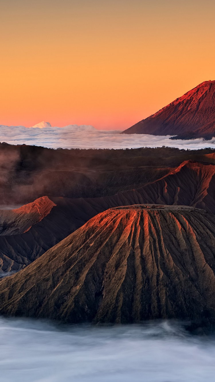 山溴, 塞梅鲁, 静, 成层, 火山的地貌 壁纸 750x1334 允许