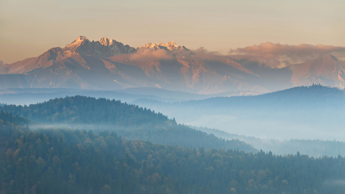 山脉, 雾, 多山的地貌, 早上, 黎明 壁纸 1366x768 允许