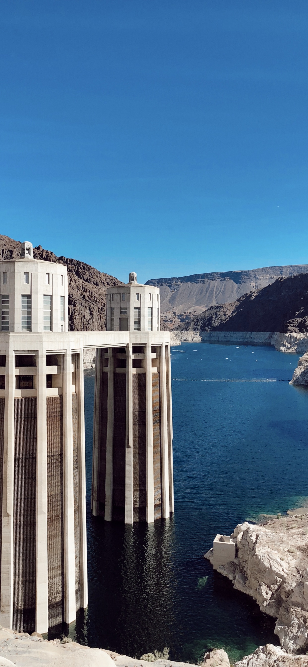 Hoover Dam, Water Resources, Reservoir, Water, Body of Water. Wallpaper in 1242x2688 Resolution