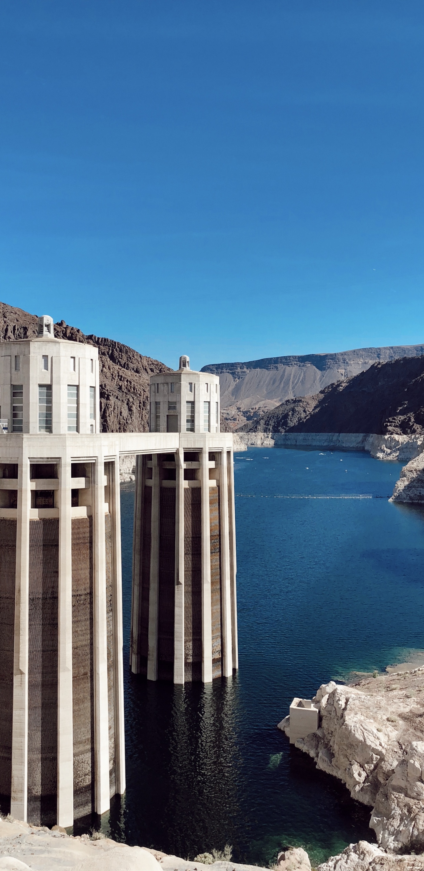 Hoover Dam, Water Resources, Reservoir, Water, Body of Water. Wallpaper in 1440x2960 Resolution
