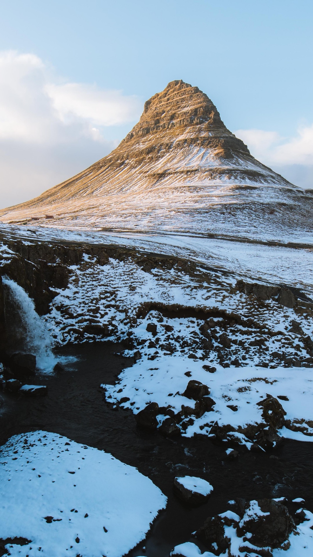 Alemania Islandia, Selvallavatn, Montaña, Nieve, Paisaje Natural. Wallpaper in 1080x1920 Resolution