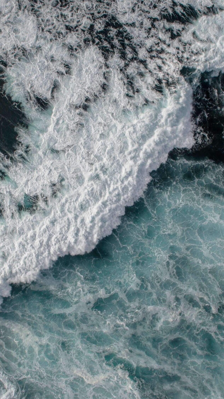 Microsoft Surface, Vagues de L'océan, Corps de L'eau, Fluide, Liquid. Wallpaper in 720x1280 Resolution