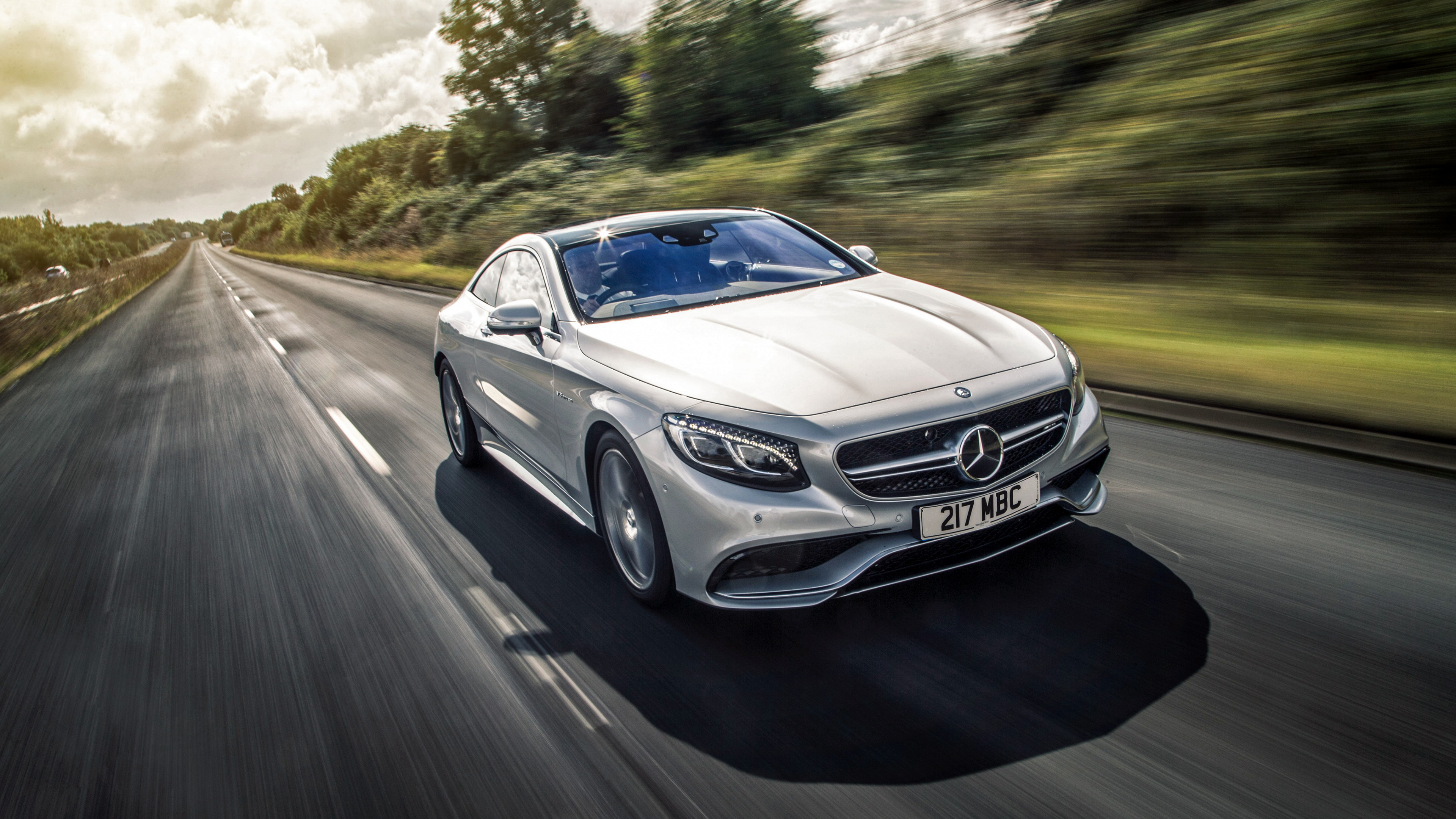 Black Mercedes Benz Coupe on Road During Daytime. Wallpaper in 3840x2160 Resolution
