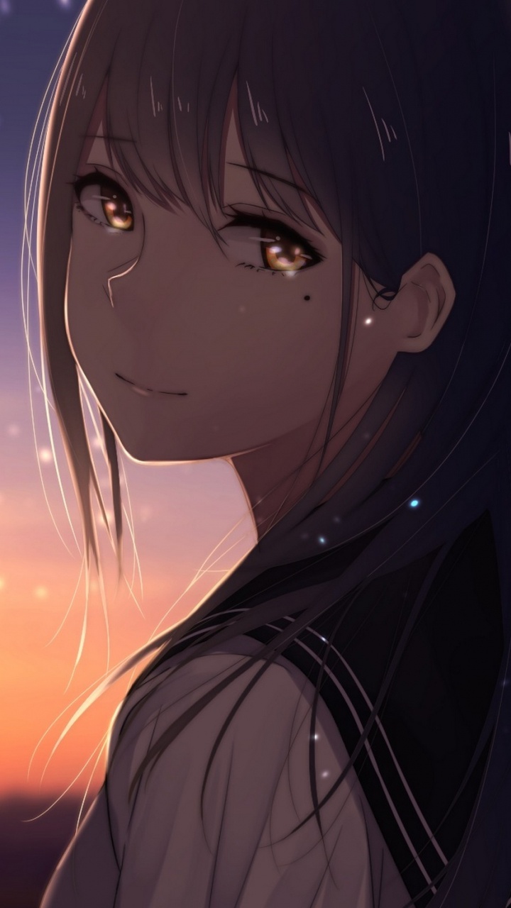 Frau im Schwarzen Hoodie Schaut in Die Sonne. Wallpaper in 720x1280 Resolution