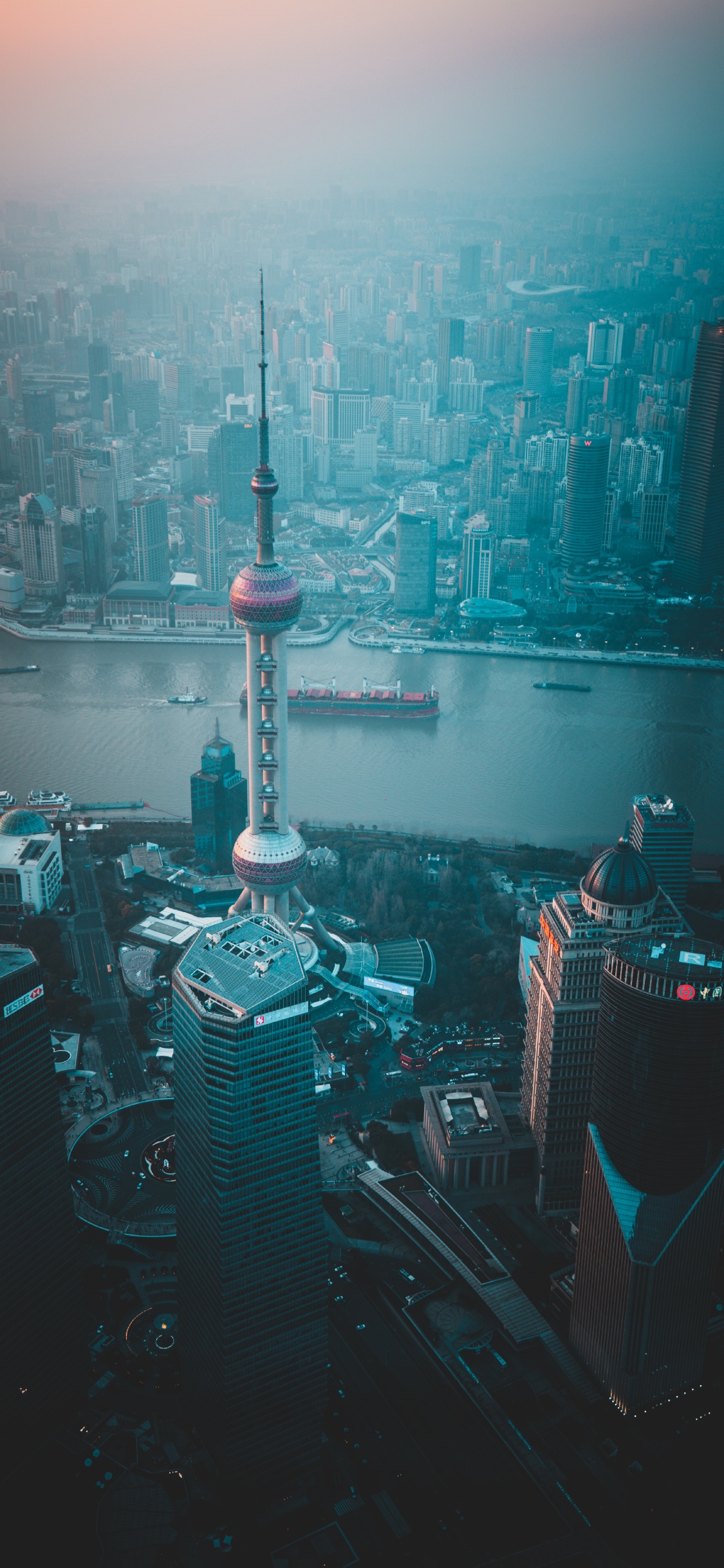 Shanghai Tower, Water, Skyscraper, Building, Water Resources. Wallpaper in 1125x2436 Resolution