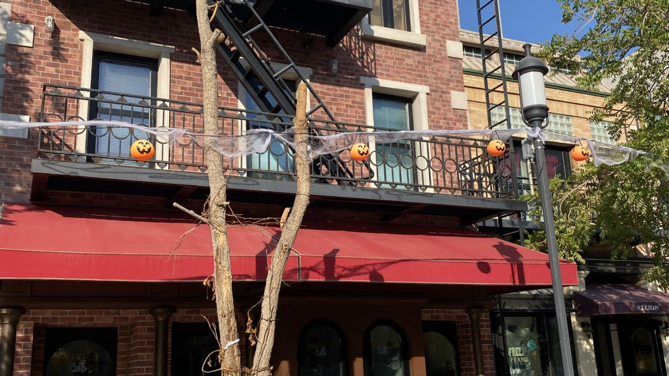 Façade, Bâtiment, Calabaza, Brique, Citrouille. Wallpaper in 1366x768 Resolution