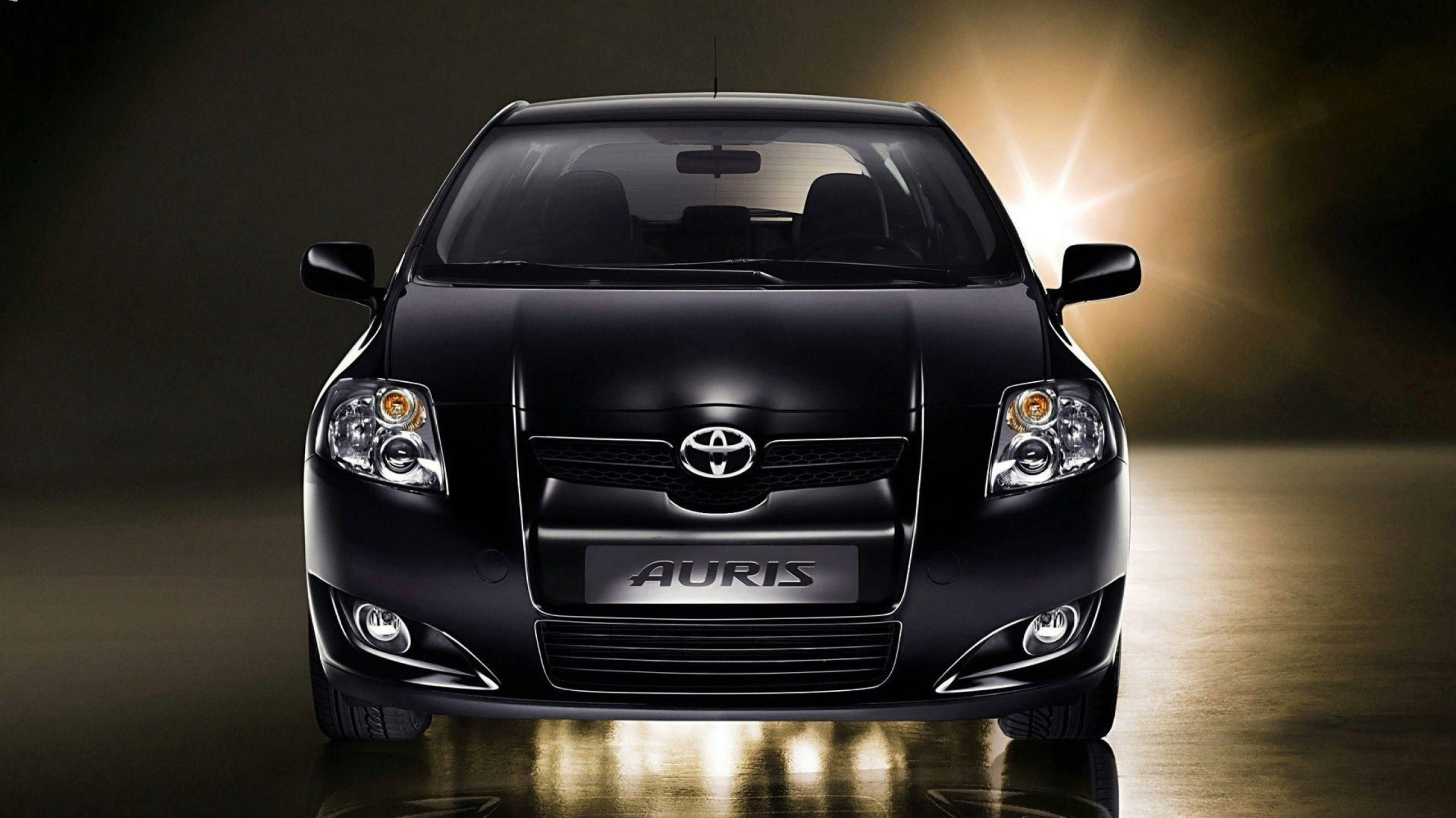 Mercedes Benz Clase c Negro. Wallpaper in 2560x1440 Resolution