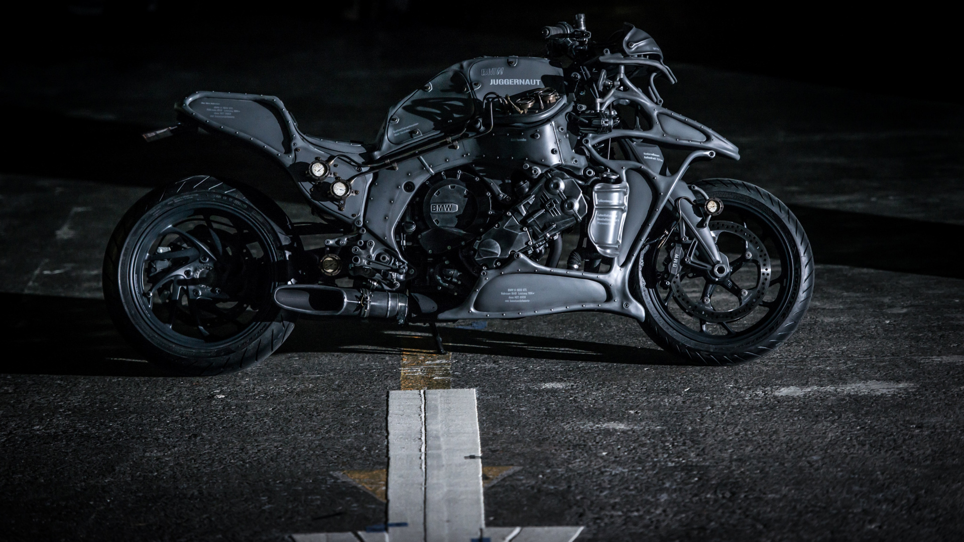 Black and Silver Cruiser Motorcycle. Wallpaper in 1920x1080 Resolution