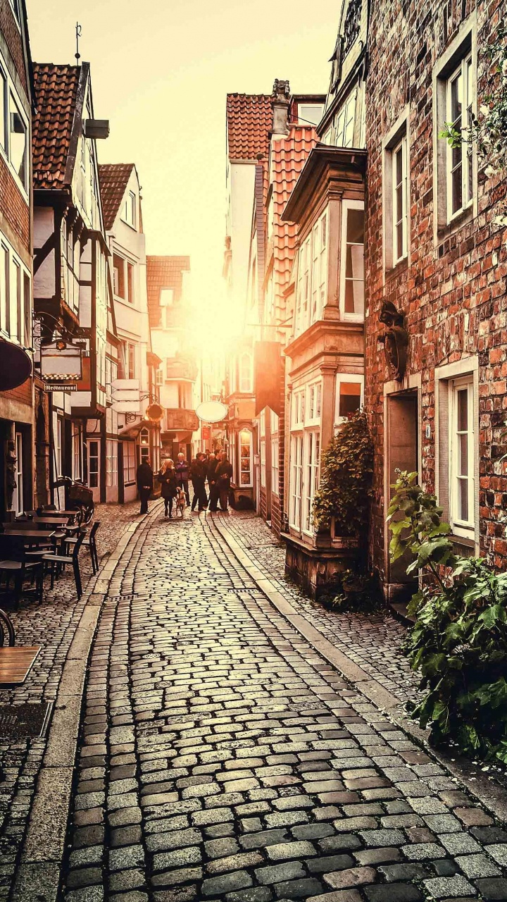 Tagsüber Braunes Und Weißes Betongebäude. Wallpaper in 720x1280 Resolution