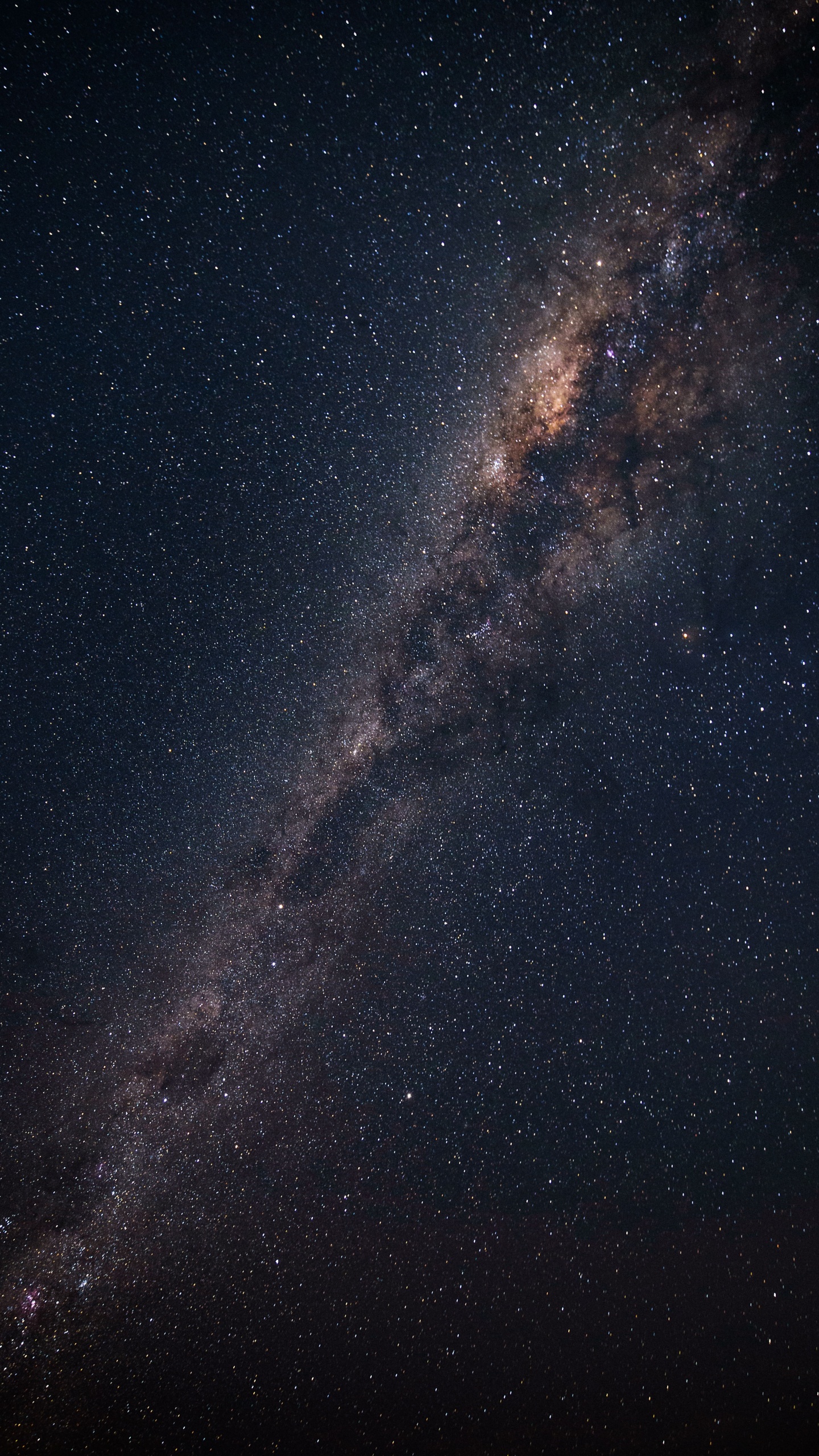 Blue and White Starry Night Sky. Wallpaper in 1440x2560 Resolution