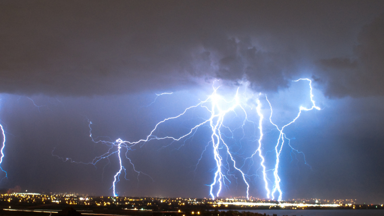 Trueno, Tormenta, Ambiente, Energía, Lírica. Wallpaper in 1280x720 Resolution