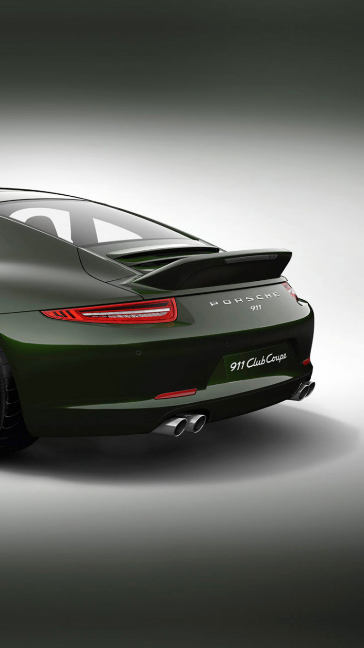 Grünes Porsche 911 Coupé Auf Weißem Hintergrund. Wallpaper in 750x1334 Resolution