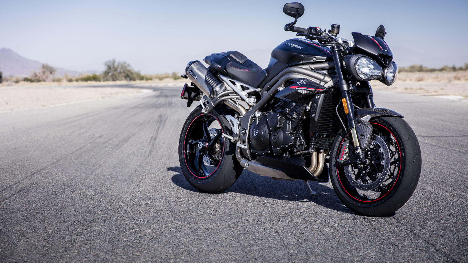 Black and Silver Sports Bike on Gray Asphalt Road During Daytime. Wallpaper in 1920x1080 Resolution