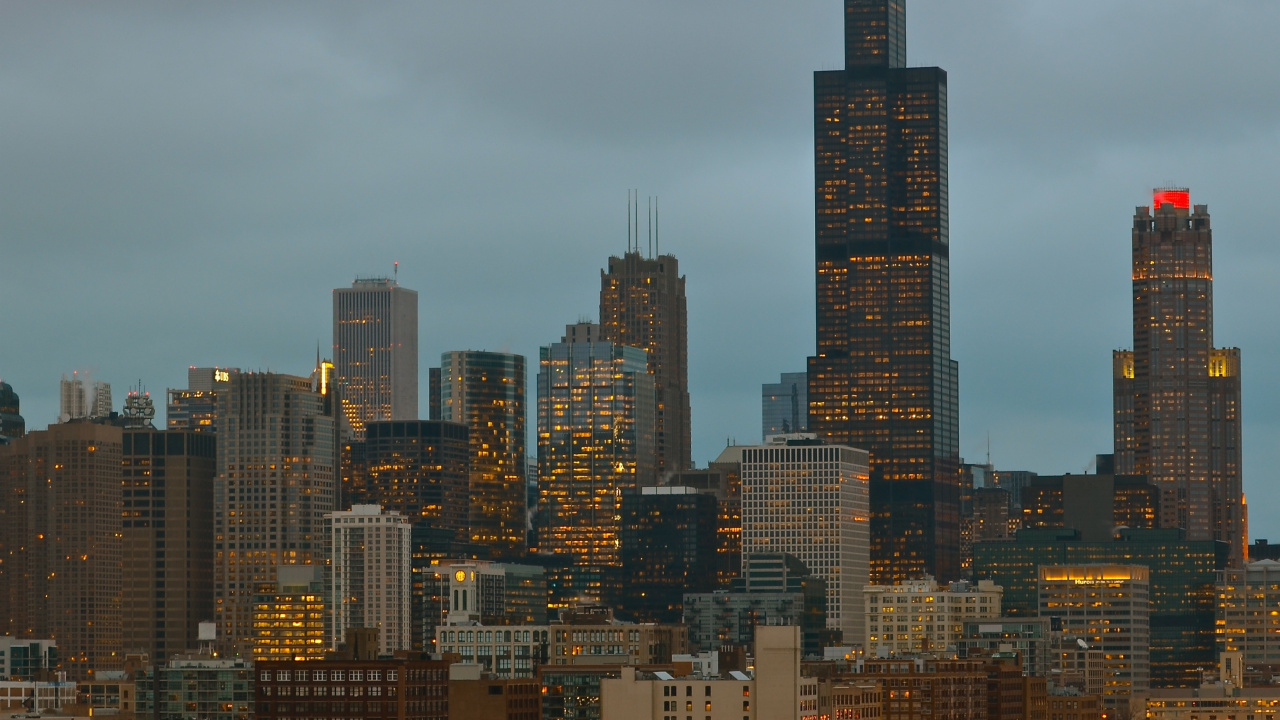 City Skyline Under Gray Sky During Daytime. Wallpaper in 1280x720 Resolution