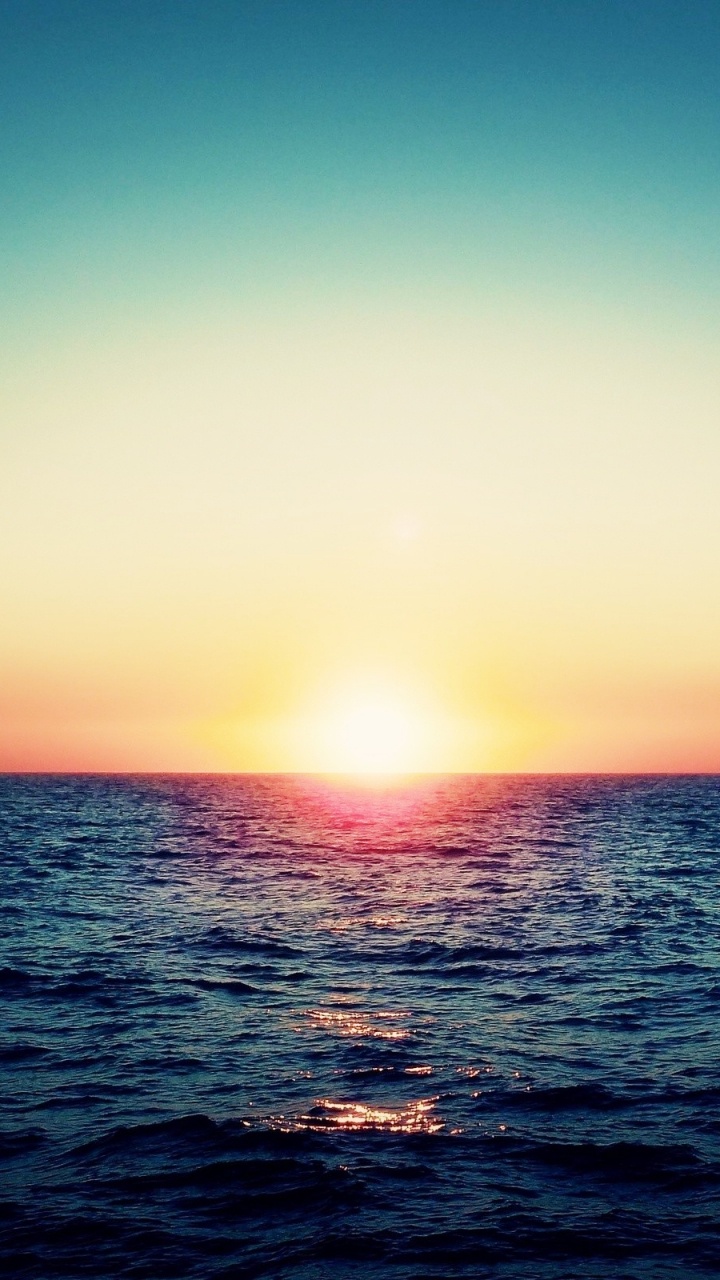 Gewässer Bei Sonnenuntergang. Wallpaper in 720x1280 Resolution