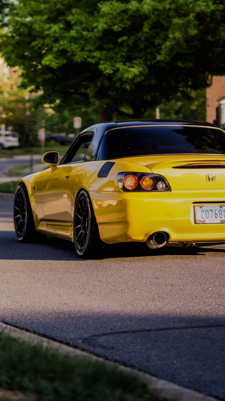 Yellow Porsche 911 on Road During Daytime. Wallpaper in 750x1334 Resolution