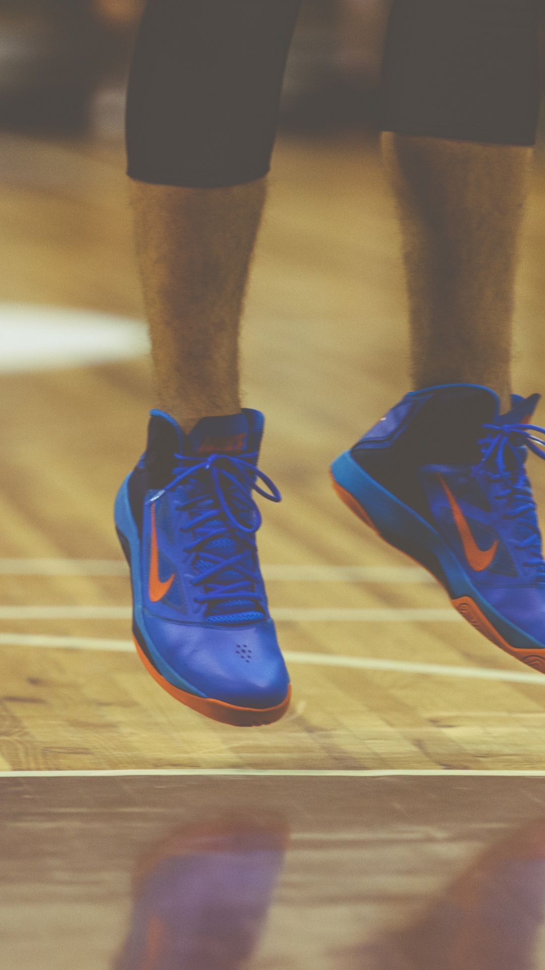 Personne en Bleu Chaussures de Sport Nike. Wallpaper in 1080x1920 Resolution