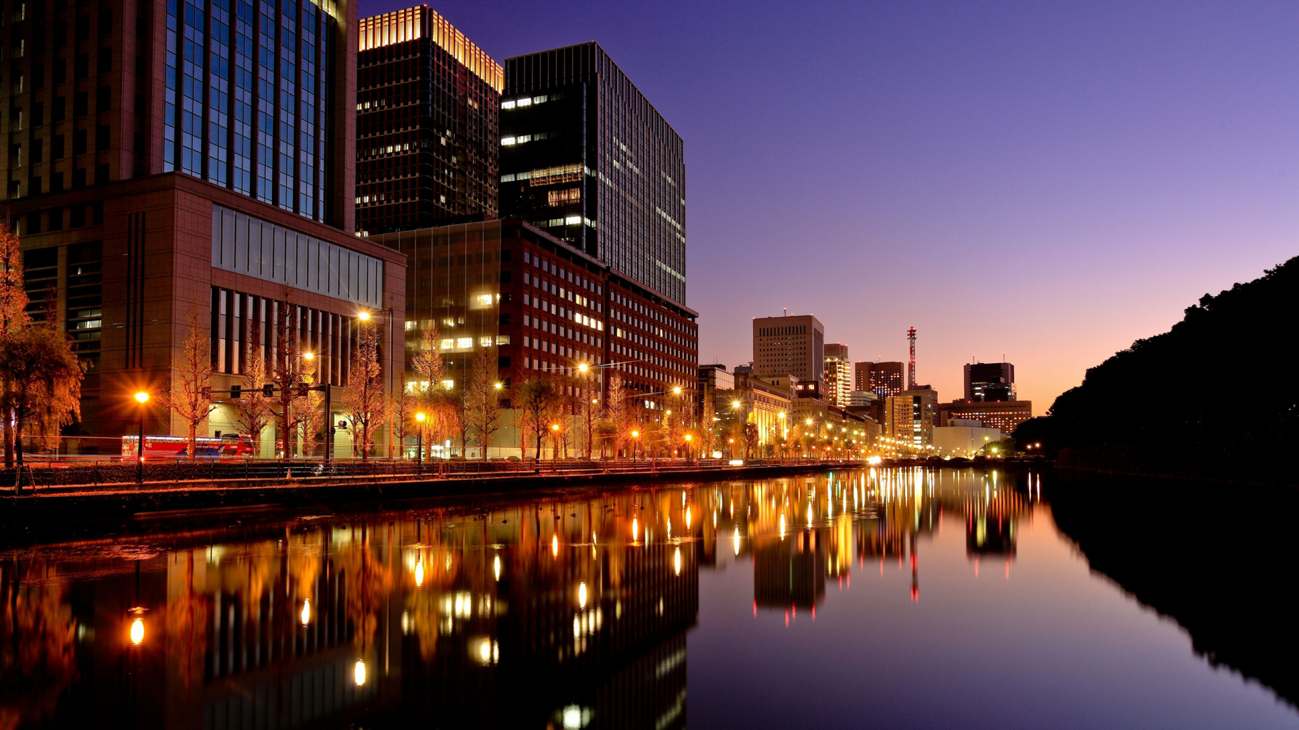 反射, 城市, 城市景观, 大都会, 天际线 壁纸 2560x1440 允许