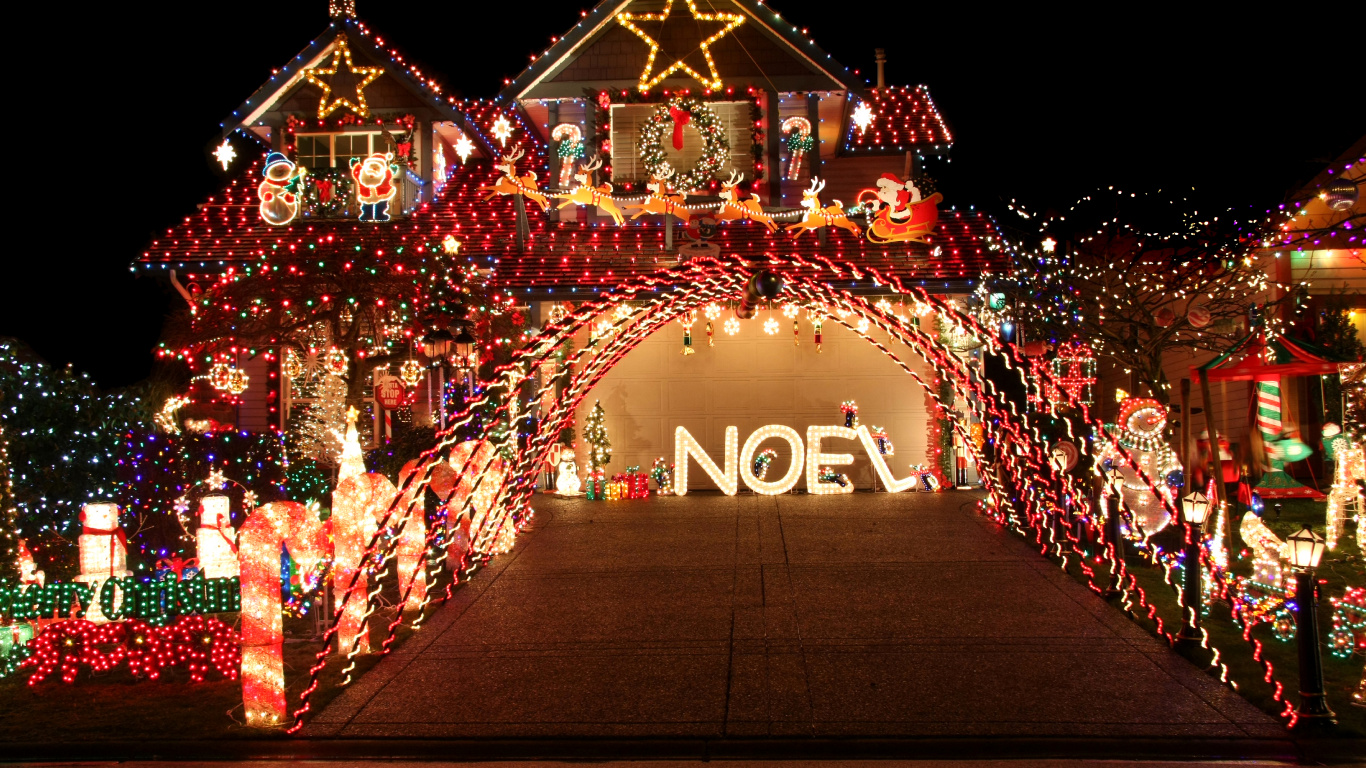 Les Lumières de Noël, Le Jour De Noël, Éclairage, Décoration de Noël, Lumière. Wallpaper in 1366x768 Resolution