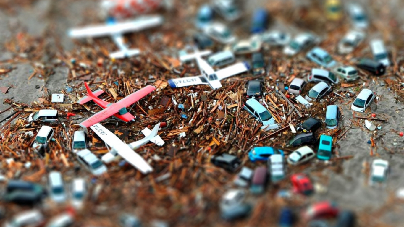 White Cigarette Butts on Brown Soil. Wallpaper in 1366x768 Resolution
