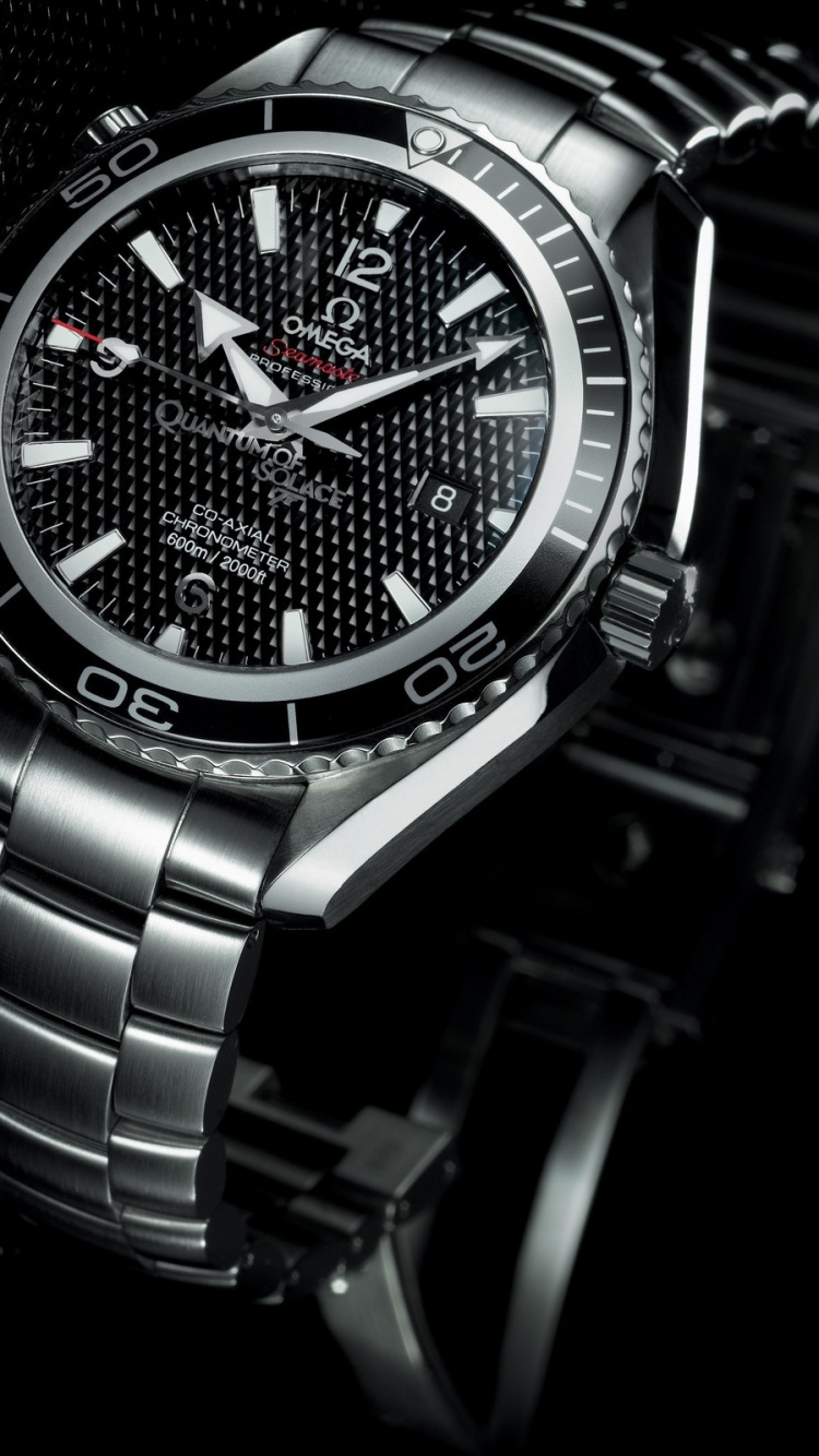 Silver and Black Round Analog Watch. Wallpaper in 750x1334 Resolution