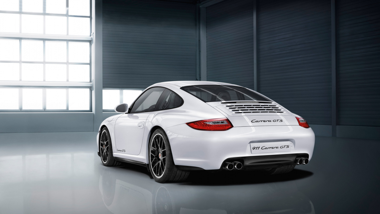 Porsche 911 Blanco Estacionado en el Garaje. Wallpaper in 1280x720 Resolution