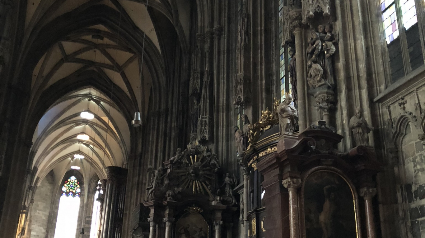 L'architecture Médiévale, Basilique, Institut Religieux, Cathédrale, Architecture. Wallpaper in 1366x768 Resolution