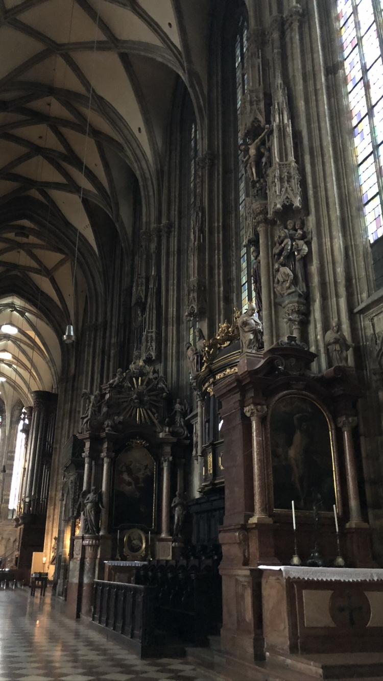 Mittelalterliche Architektur, Basilika, Religiöses Institut, Kathedrale, Architektur. Wallpaper in 750x1334 Resolution