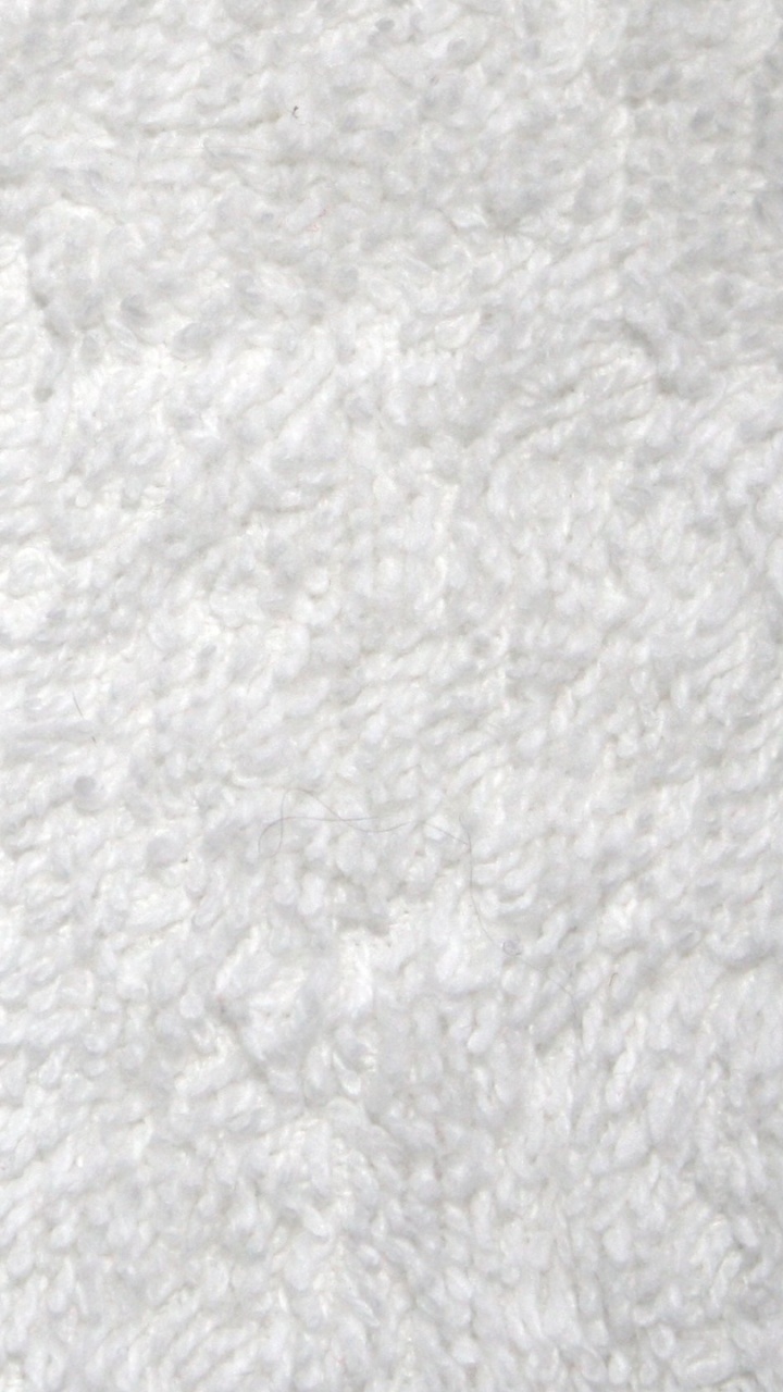 Textil Blanco Sobre Mesa de Madera Marrón. Wallpaper in 720x1280 Resolution