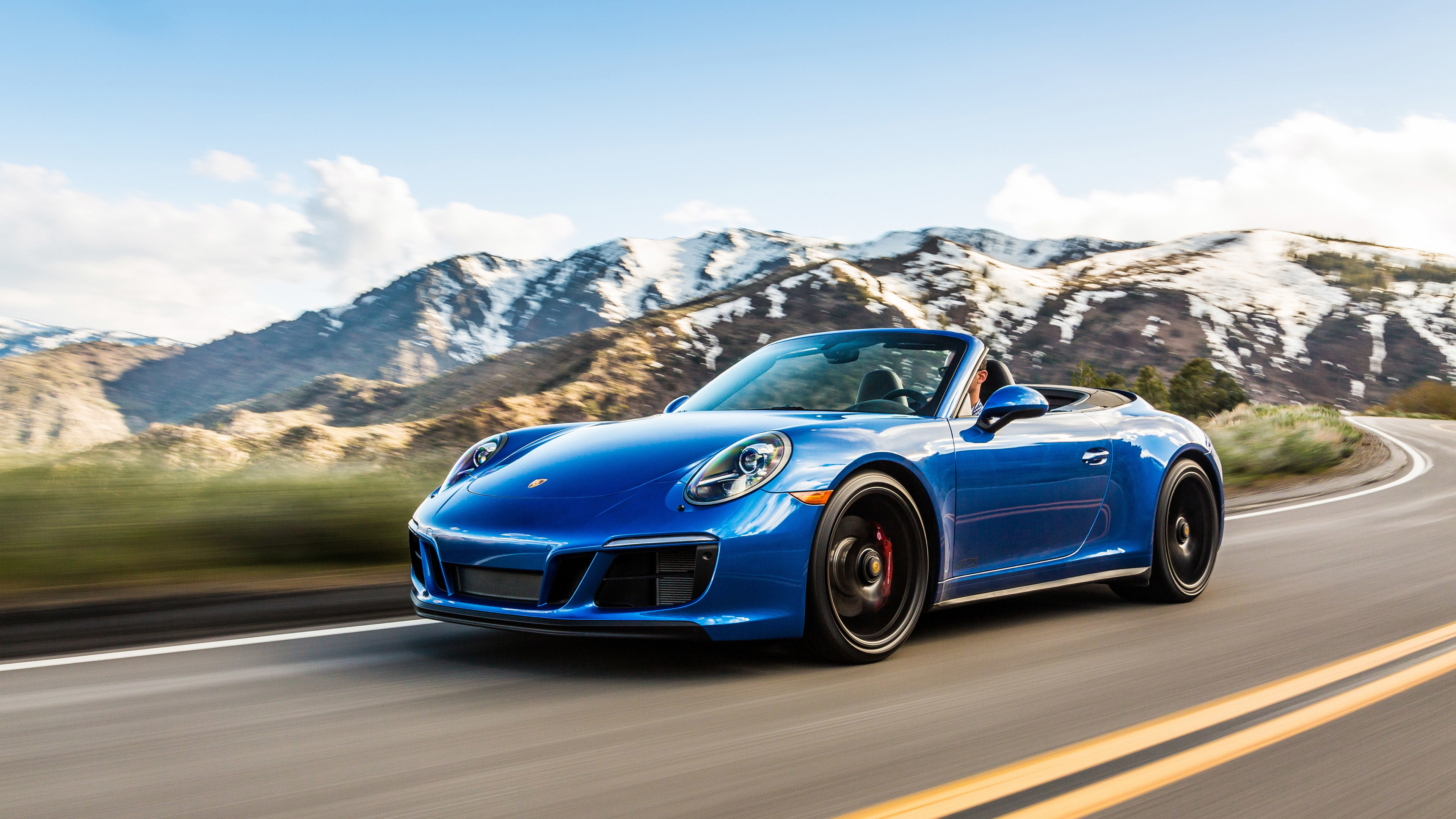 Blue Porsche 911 on Road During Daytime. Wallpaper in 3840x2160 Resolution