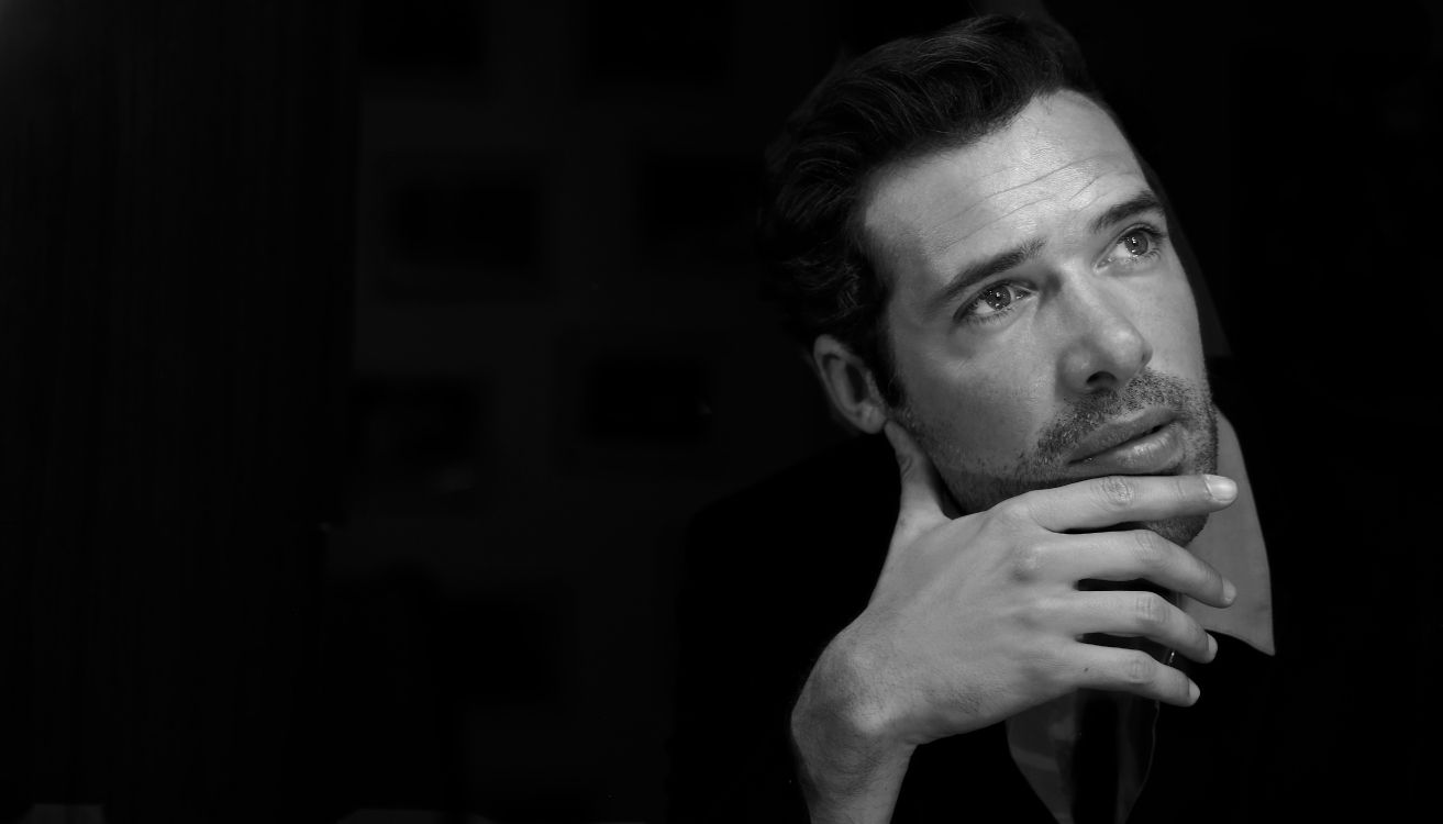 脸上的毛发, 下巴, 绅士, 黑色和白色的, 演员 壁纸 5275x3011 允许