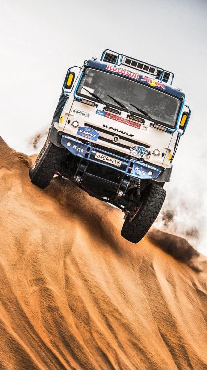 Kamaz, Kamaz Master, Pneu, Roue, Capuchon. Wallpaper in 1080x1920 Resolution