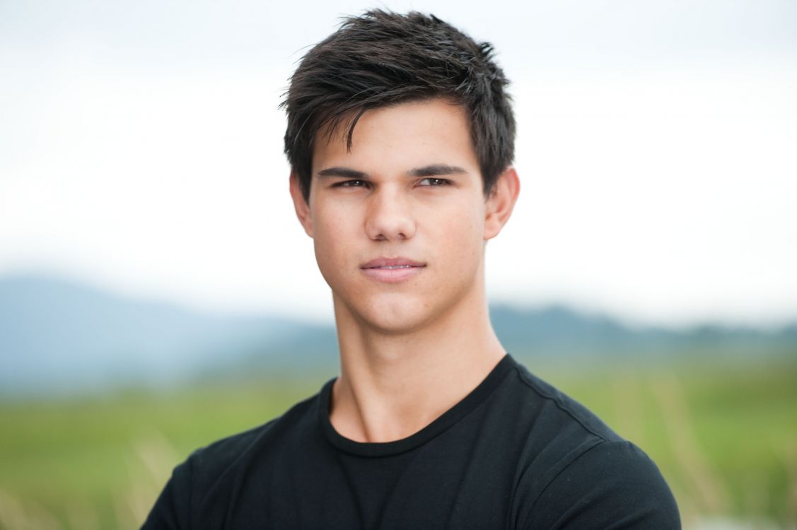 Taylor Lautner, Jacob Negro, Ocaso, la Saga Crepúsculo, Actor. Wallpaper in 3200x2129 Resolution
