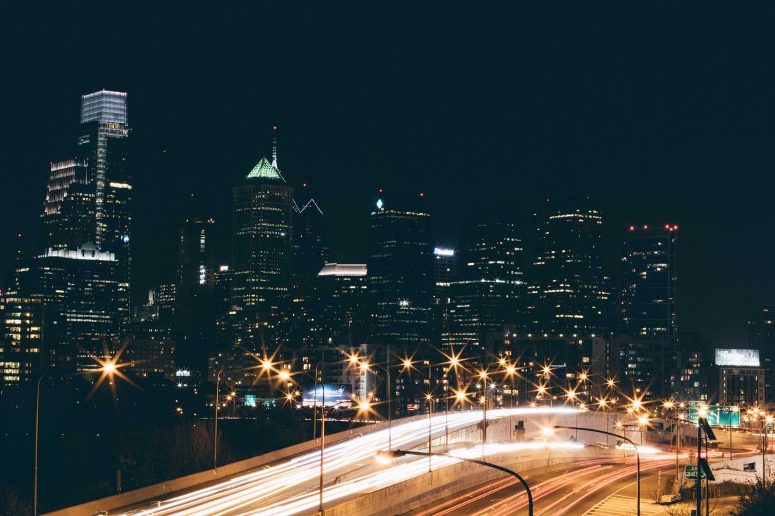 Photographie en Accéléré Des Lumières de la Ville Pendant la Nuit. Wallpaper in 6000x4000 Resolution