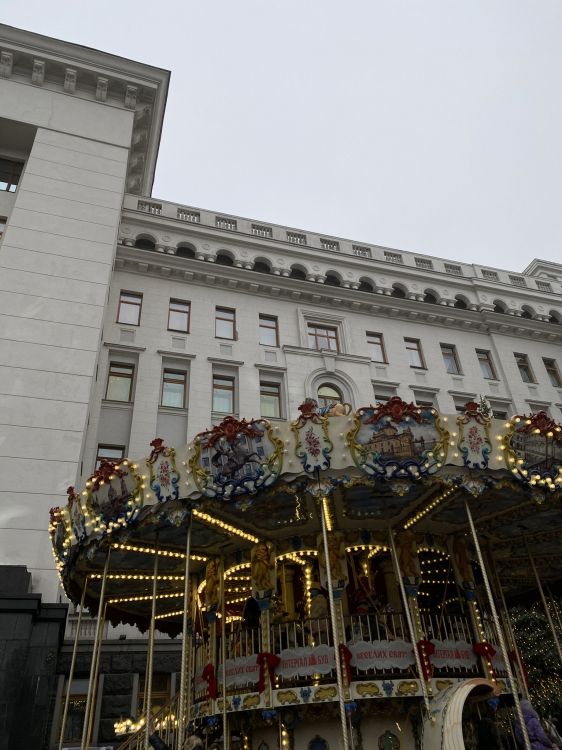 Hito, Atracción Turística, Faade, Fachada, Festival. Wallpaper in 1536x2048 Resolution