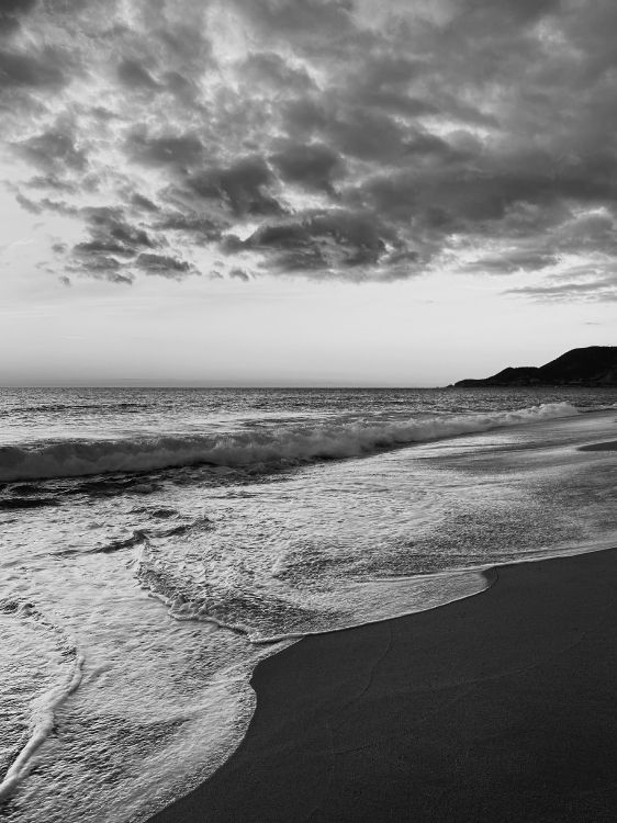 Mar, en Blanco y Negro, Agua, Ambiente, Paisaje Natural. Wallpaper in 3024x4032 Resolution