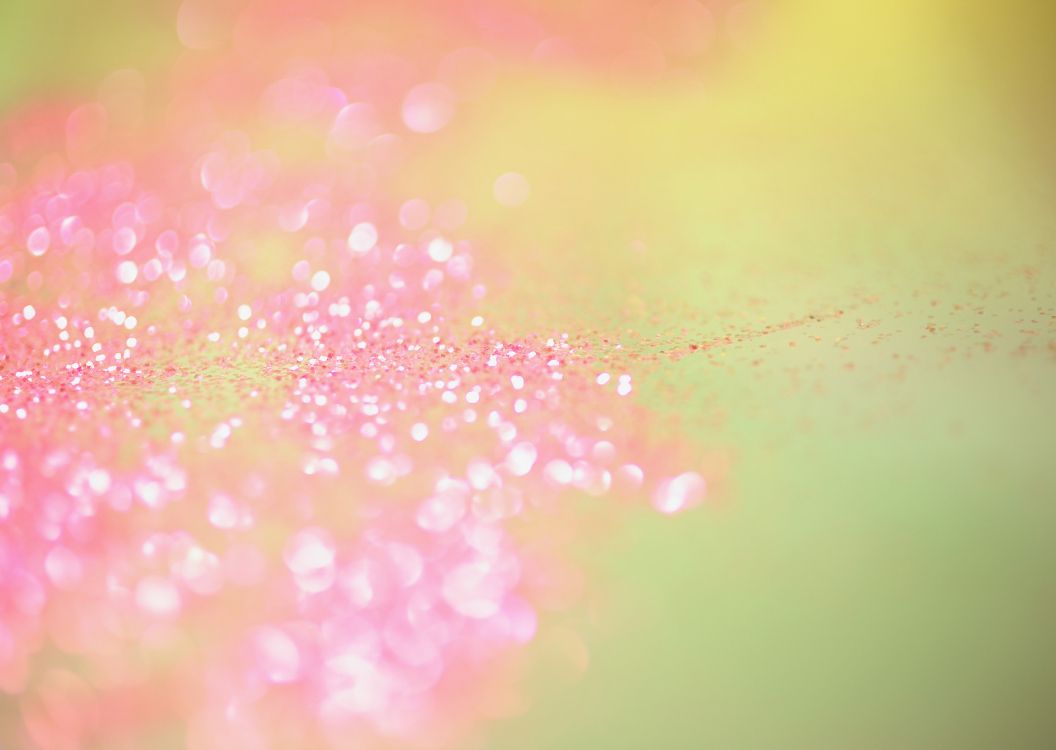 Rosa Und Weiße Wassertropfen. Wallpaper in 5057x3590 Resolution