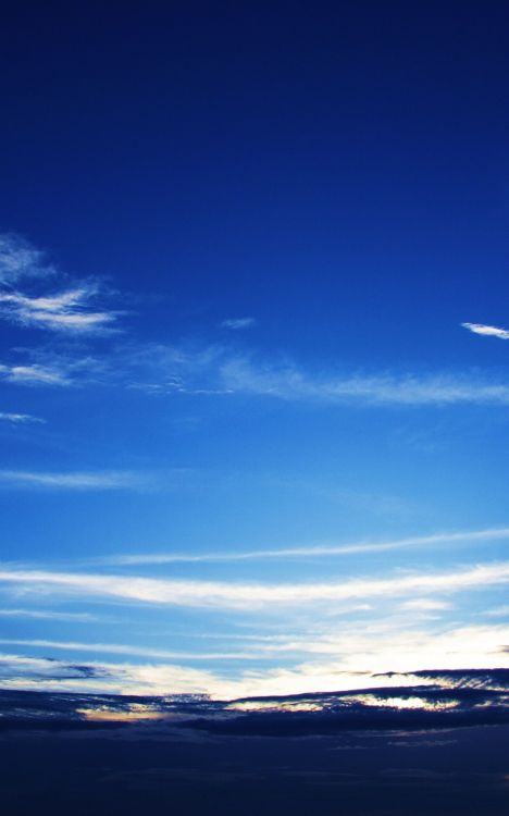 IOS, Blue, la Journée, Horizon, Atmosphère. Wallpaper in 1200x1920 Resolution