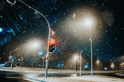 Image traffic light with red light during night time