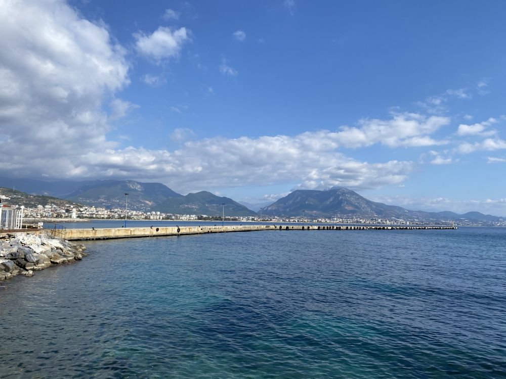 水资源, 多山的地貌, 积云, 城市 壁纸 2048x1536 允许