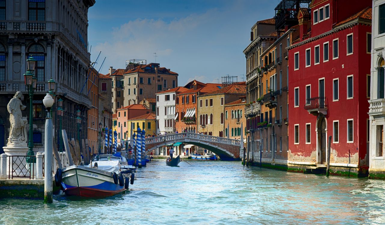 Gondola, Body of Water, Waterway, Water Transportation, Canal. Wallpaper in 7360x4308 Resolution