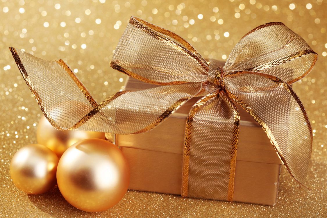 New Year, Christmas Day, Holiday, Ribbon, Present. Wallpaper in 4212x2808 Resolution