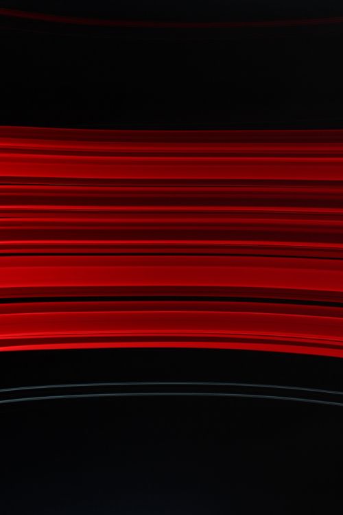 Rote Und Weiße Lichtstreifen. Wallpaper in 2610x3915 Resolution