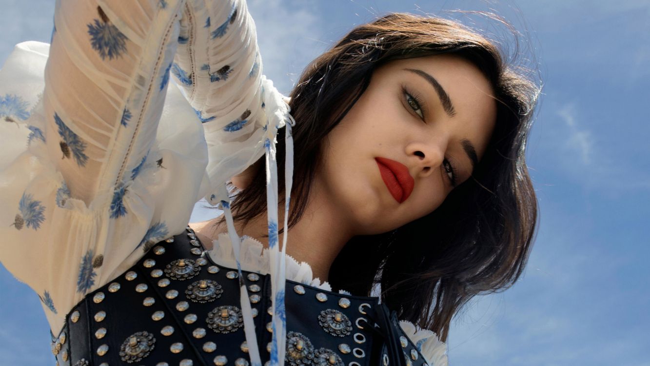 名人, 皮肤, 发型, 唇膏, 面部表情 壁纸 3840x2160 允许