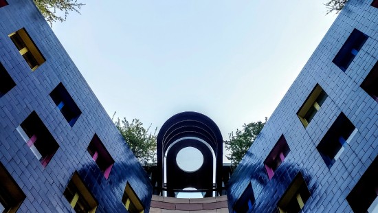 Image blue and white concrete building