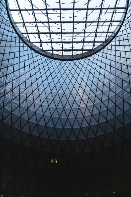 Schwarzes Metallrahmenglasgebäude. Wallpaper in 2305x3456 Resolution