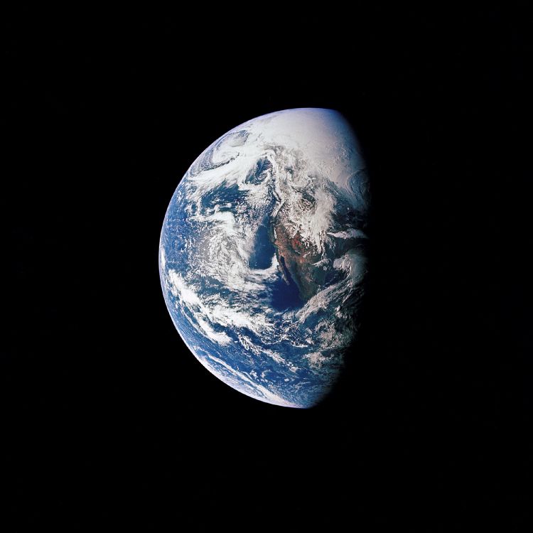 Blau-weißer Planet Erde. Wallpaper in 2500x2500 Resolution