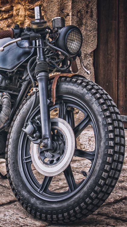 Honda Motor Company, Husqvarna Svartpilen 701, Caf Racer, Honda CB, Muffler. Wallpaper in 1080x1920 Resolution