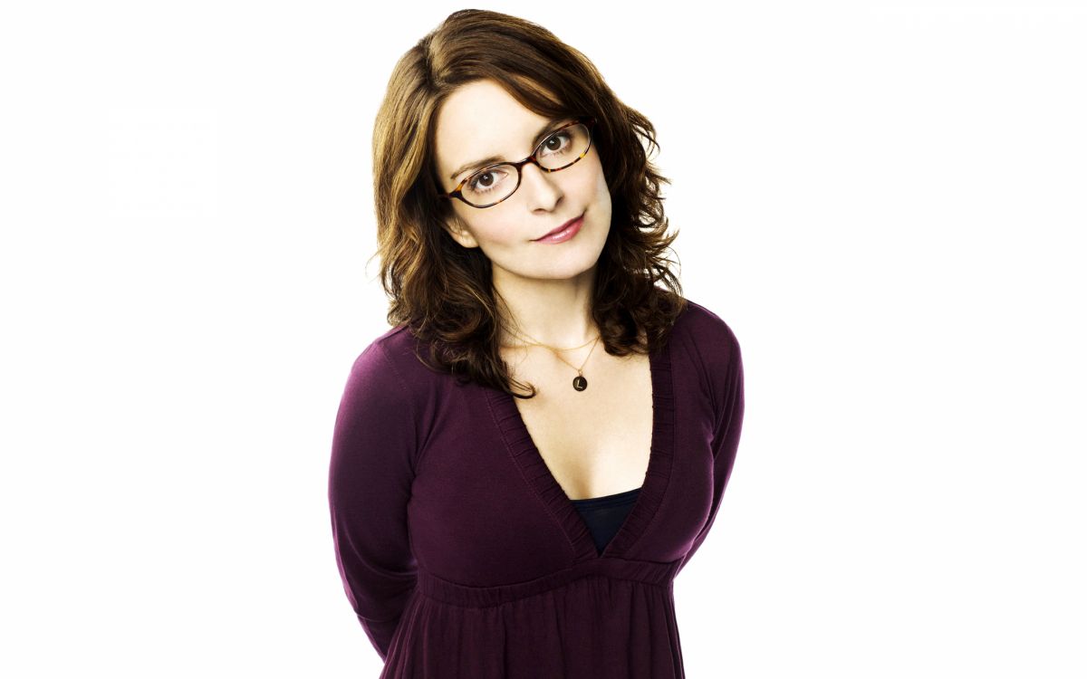 Purpur, Drehbuchautor, Film, Berühmtheit, Mädchen. Wallpaper in 2880x1800 Resolution